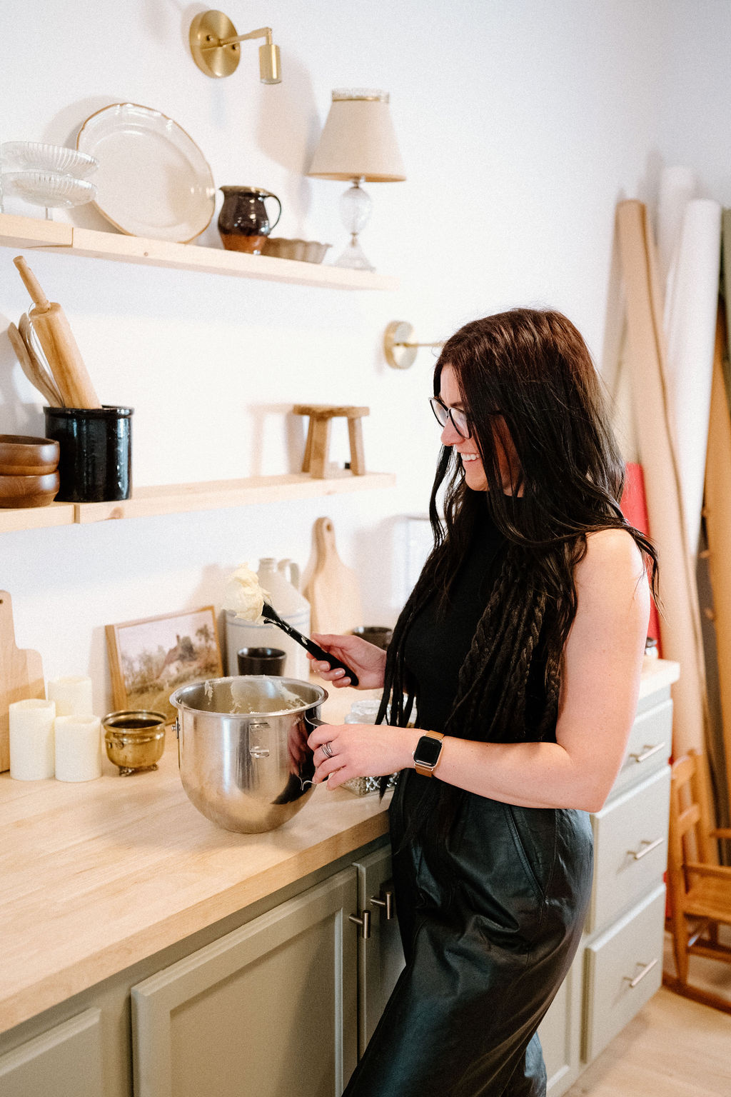 Lexie making Pink Cloud Naturals products